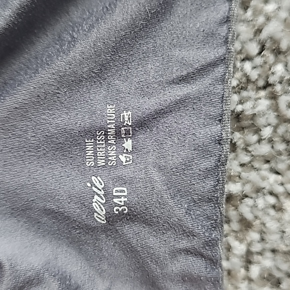 Aerie Wireless Bra - Picture 3 of 4